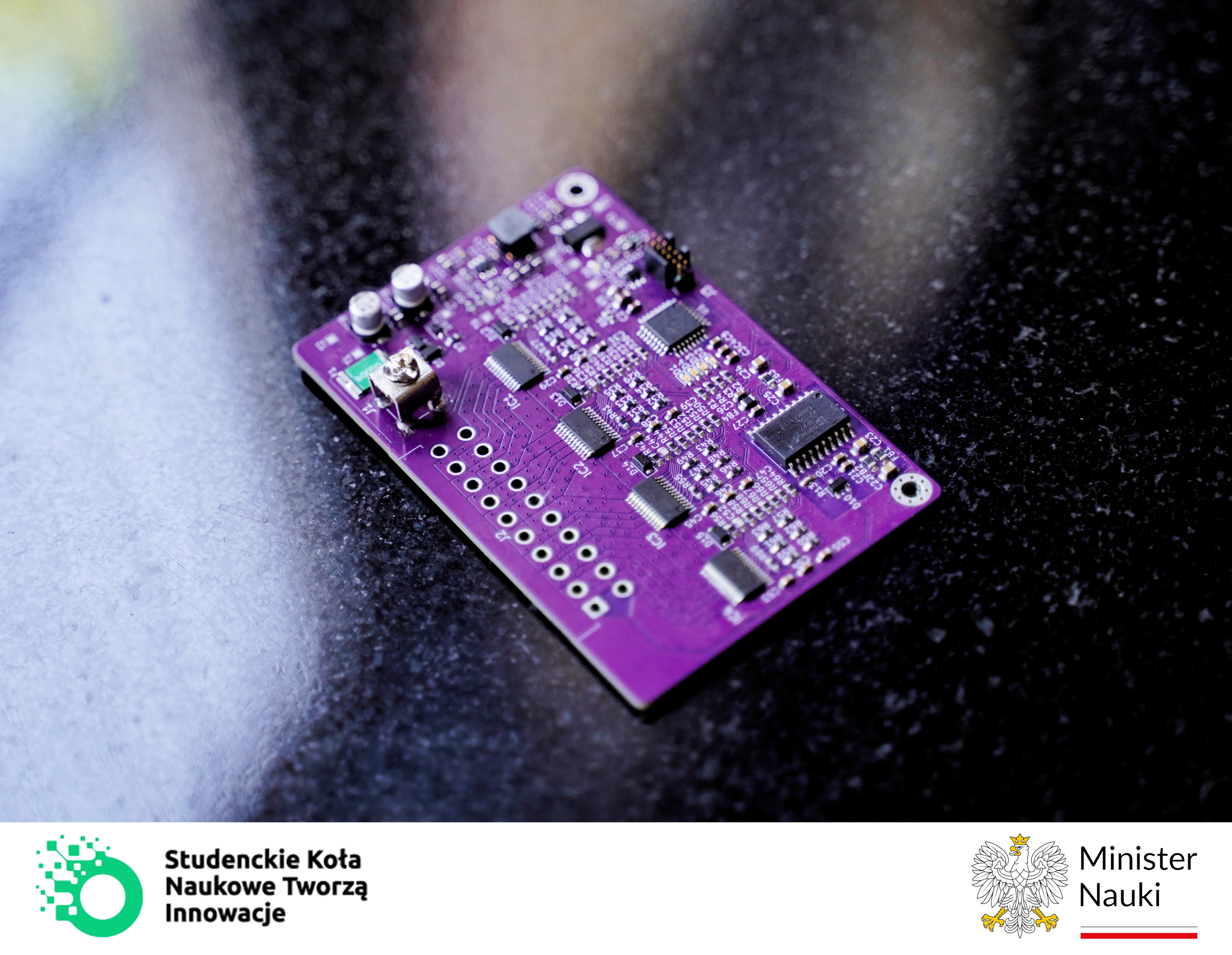 Projekt SKNTI – system zarządzania energią elektryczną